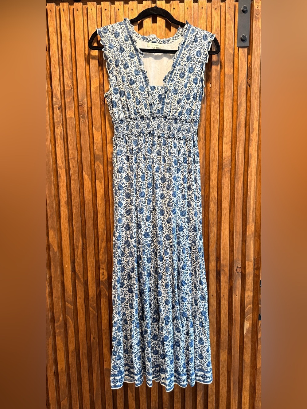 Max Studio Blue Floral Maxi Dress - Lightweight V-Neck